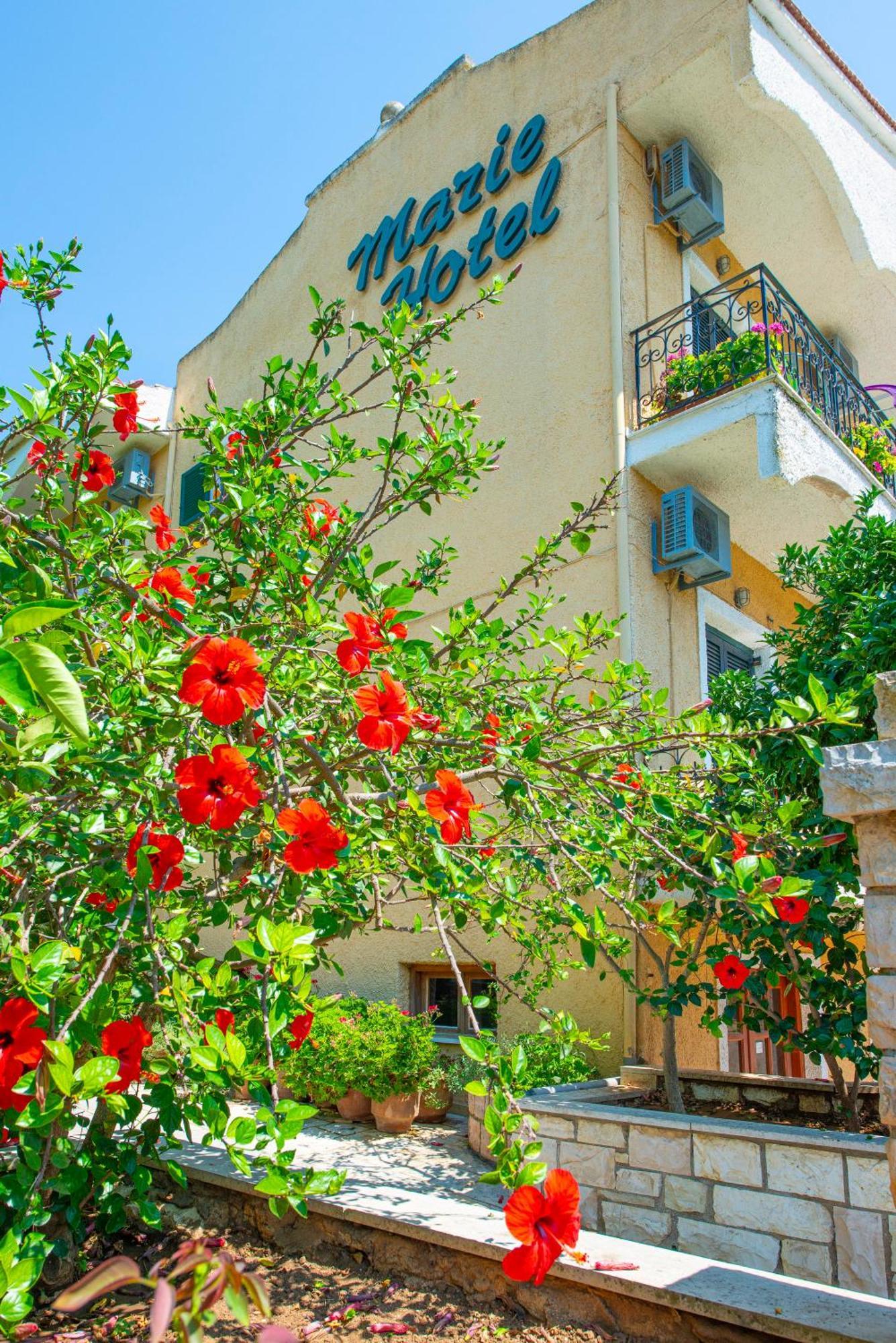 Marie Hotel Acharavi  Exterior foto