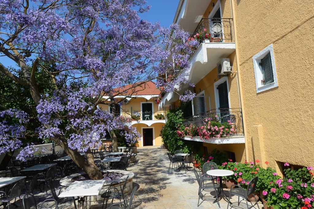 Marie Hotel Acharavi  Exterior foto