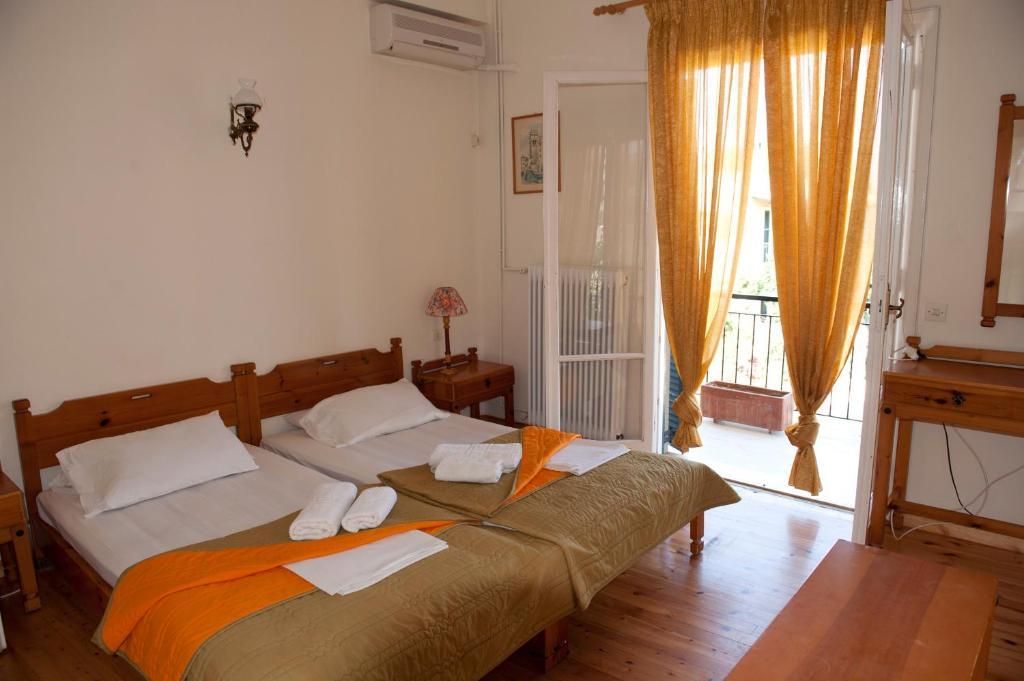 Marie Hotel Acharavi  Habitación foto