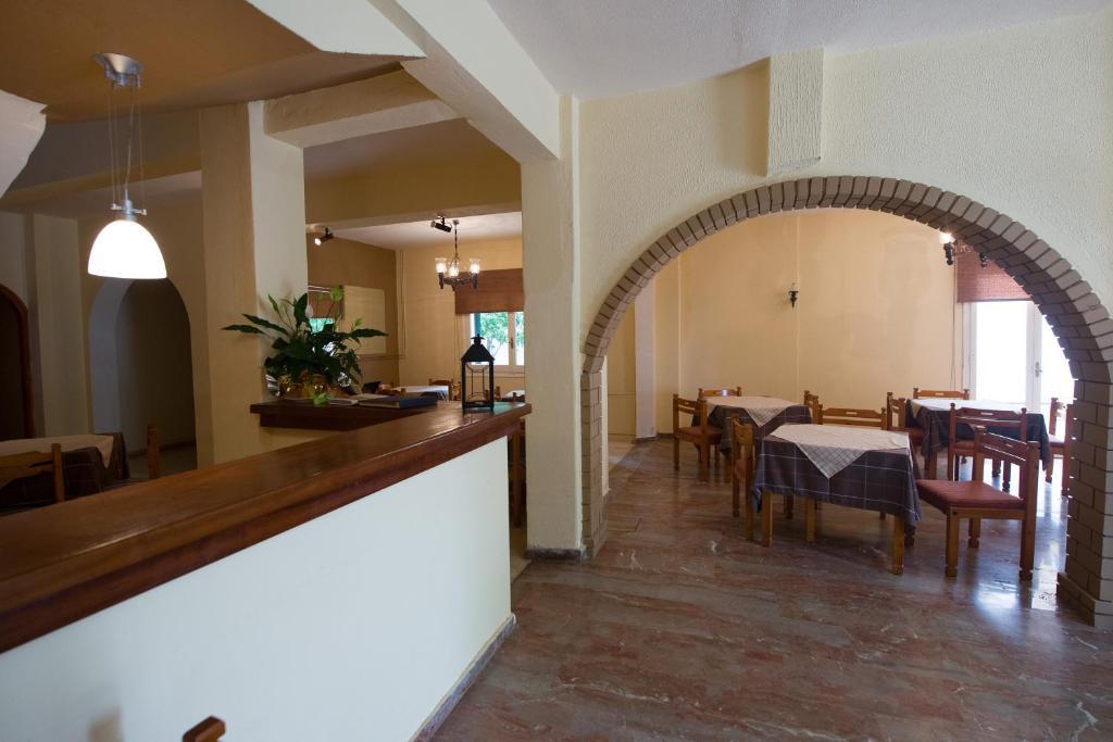 Marie Hotel Acharavi  Exterior foto